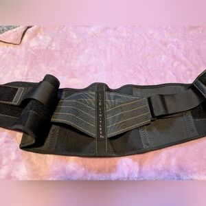 Live Limitless Black Support Belt